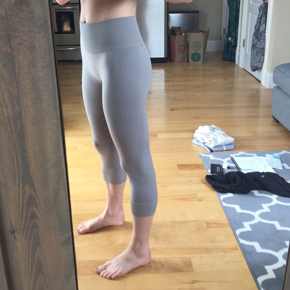 lululemon athletica Pants - Lululemon crop pants